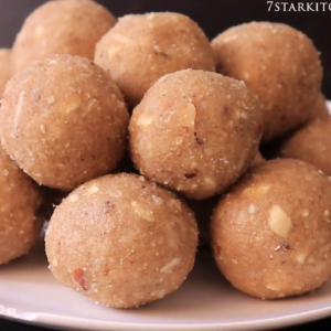 7 Star Kitchen Gond ke Laddu